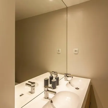 Cozy In Chiado In Apartment Lisbon